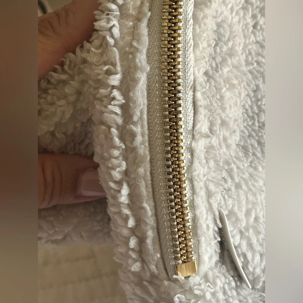 LULULEMON :: BELT BAG